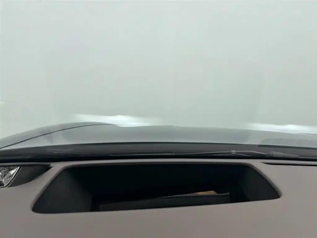 Denza Z9 2024 Model 1100km AWD Max Edition — миниатюра 12