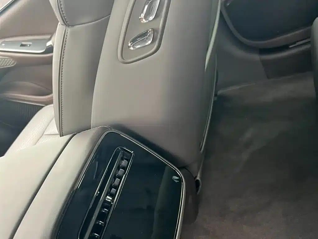 Denza Z9 2024 Model 1100km AWD Max Edition — миниатюра 16