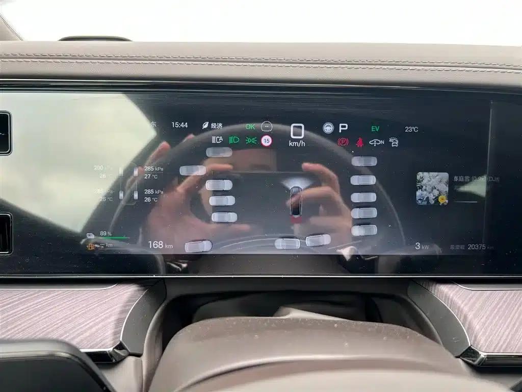 Denza Z9 2024 Model 1100km AWD Max Edition — миниатюра 18