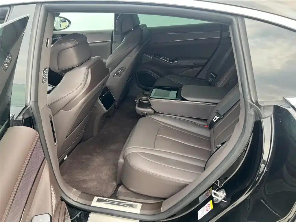 Denza Z9 2024 Model 1100km AWD Max Edition — миниатюра 8