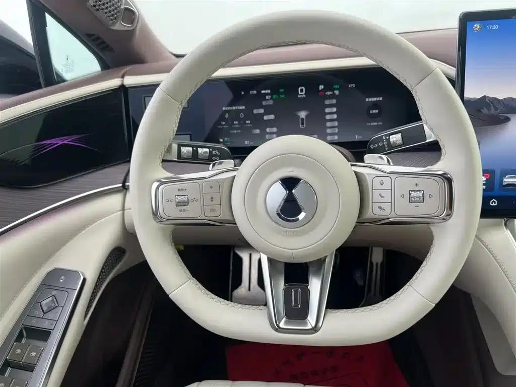 Denza Z9 GT 2024 1100 AWD Max Edition — миниатюра 21
