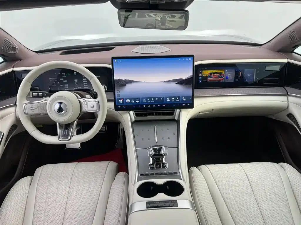 Denza Z9 GT 2024 1100 AWD Max Edition — миниатюра 6