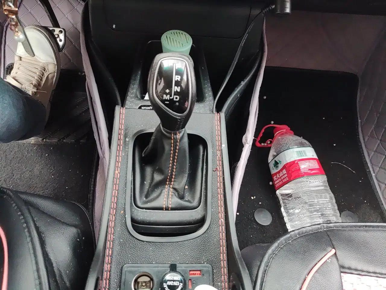 Geely Auto Vision X1 2017 1.3L Automatic Player Edition — миниатюра 15
