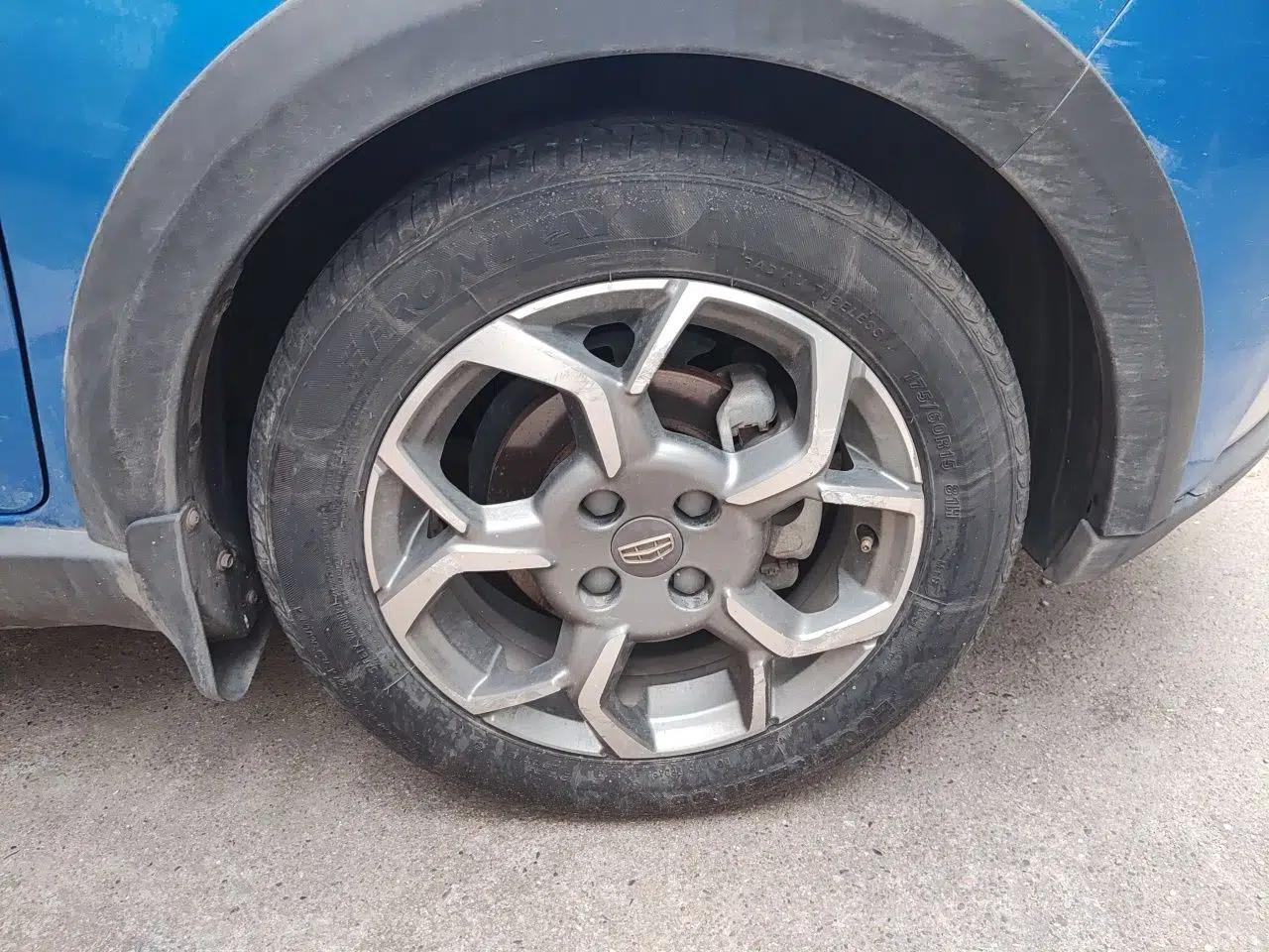 Geely Auto Vision X1 2017 1.3L Automatic Player Edition — миниатюра 8
