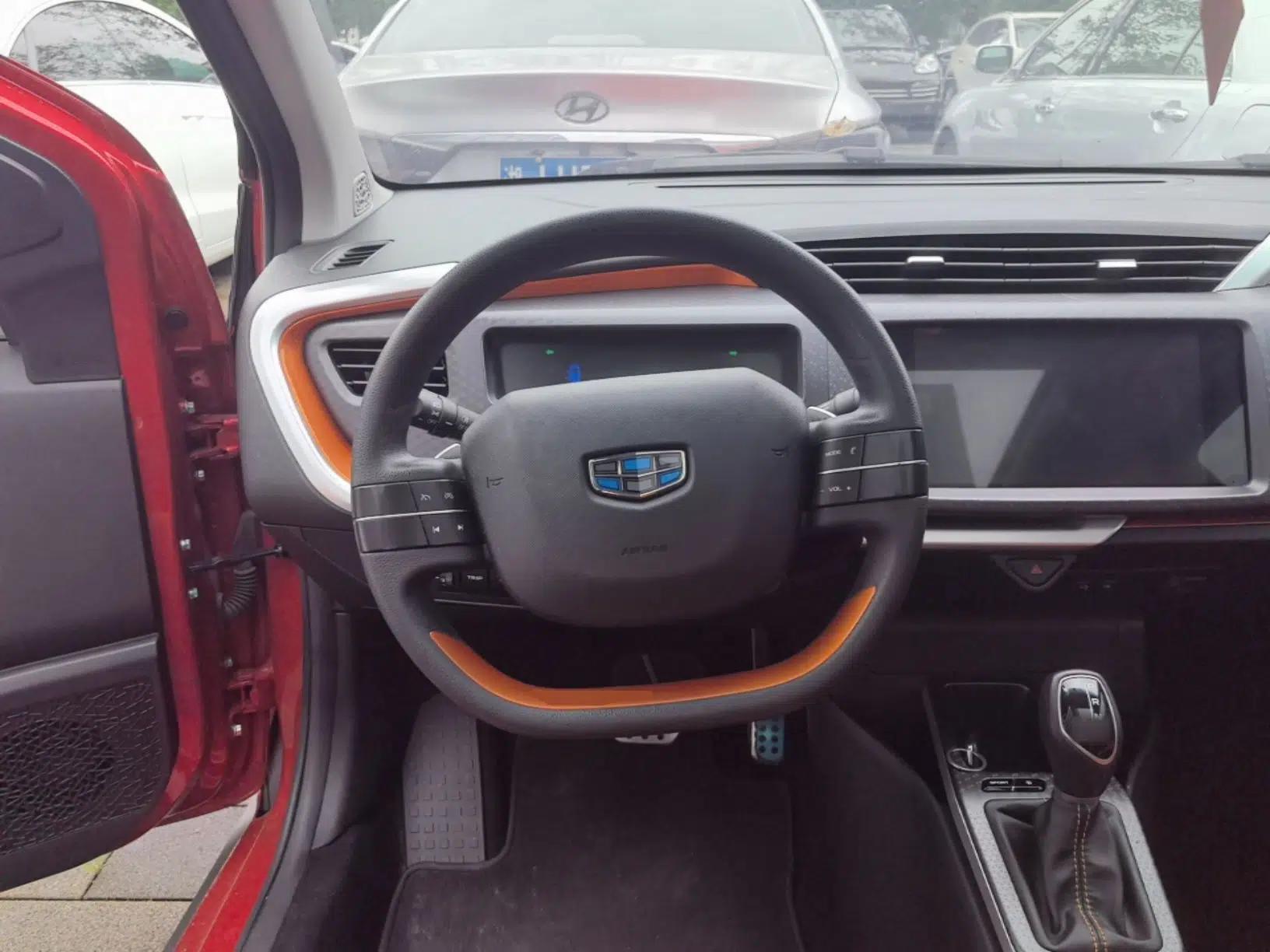 Geely Auto Vision X1 2017 1.3L Automatic Player Edition — миниатюра 14