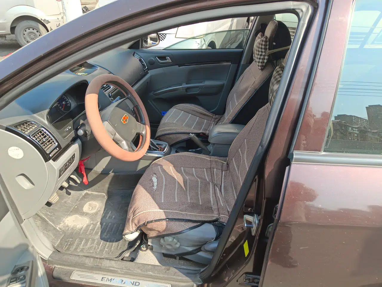 Geely Auto Classic Emgrand 2012 Sedan 1.5L Manual Chao Yue Huimin Model — миниатюра 16