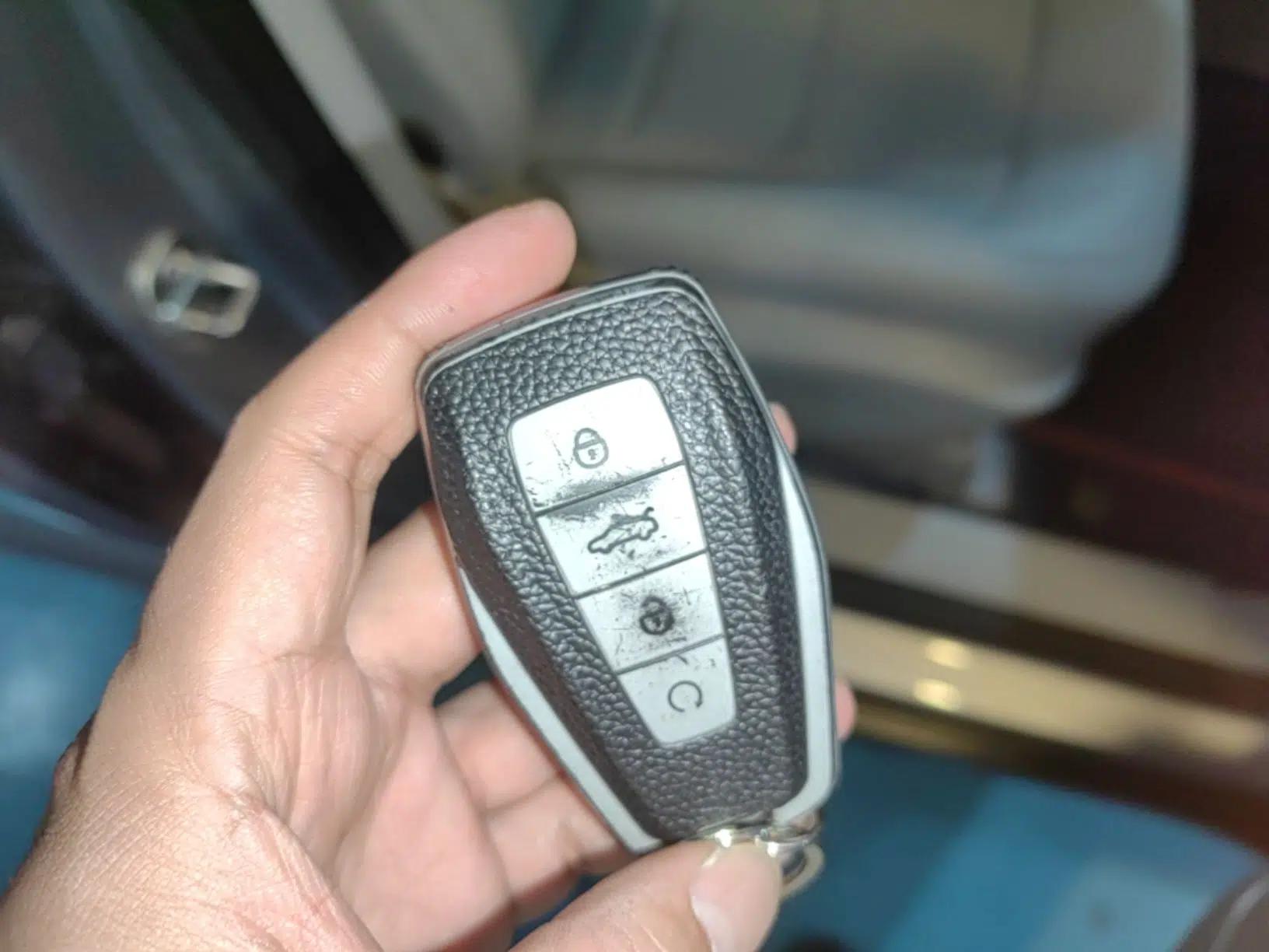 Geely Auto Jiajie New Energy 2021 ePro 1.5TD PHEV Luxurious Edition — миниатюра 12