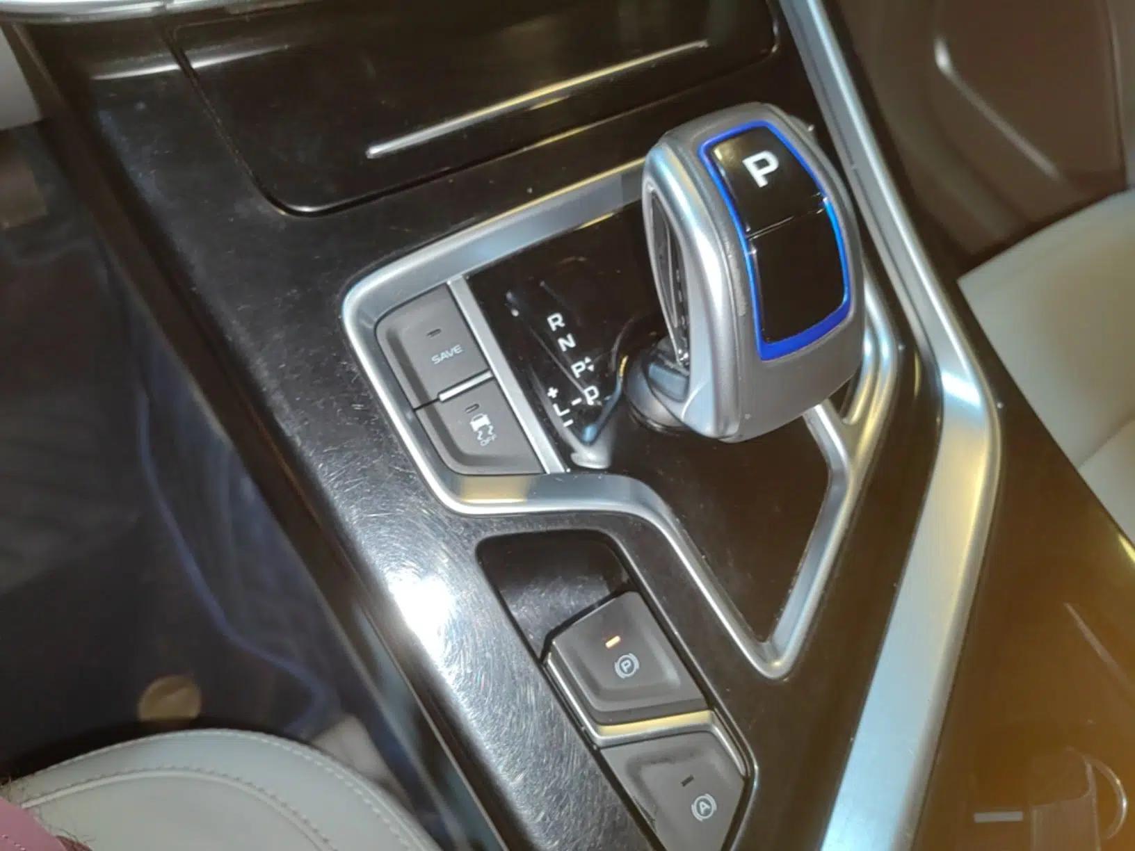 Geely Auto Jiajie New Energy 2021 ePro 1.5TD PHEV Luxurious Edition — миниатюра 17