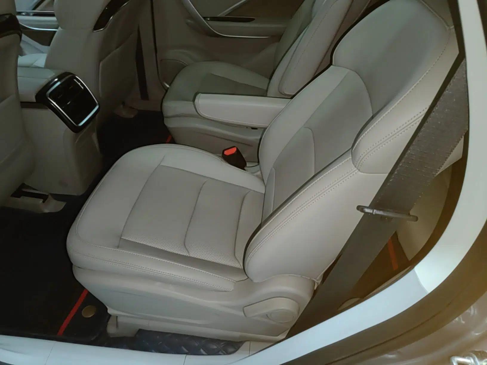 Geely Auto Jiajie New Energy 2021 ePro 1.5TD PHEV Luxurious Edition — миниатюра 20