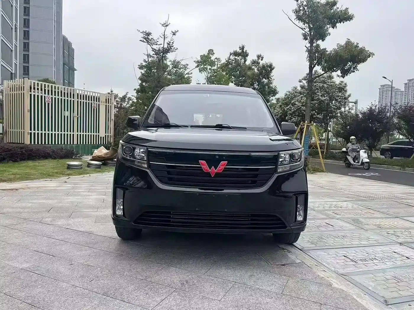 Wuling Journey 2021 1.5T Manual Deluxe Edition — миниатюра 1