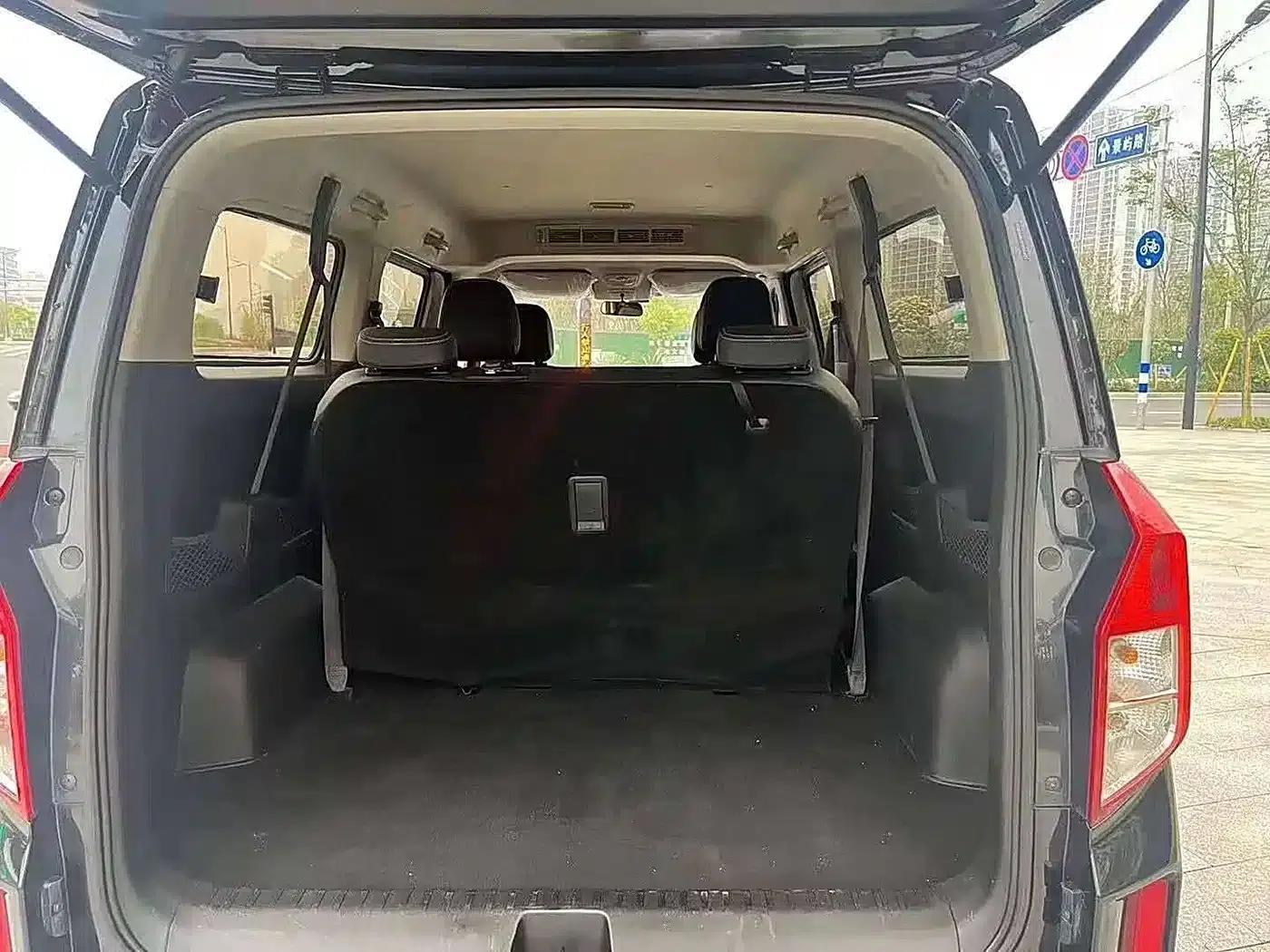 Wuling Journey 2021 1.5T Manual Deluxe Edition — миниатюра 7