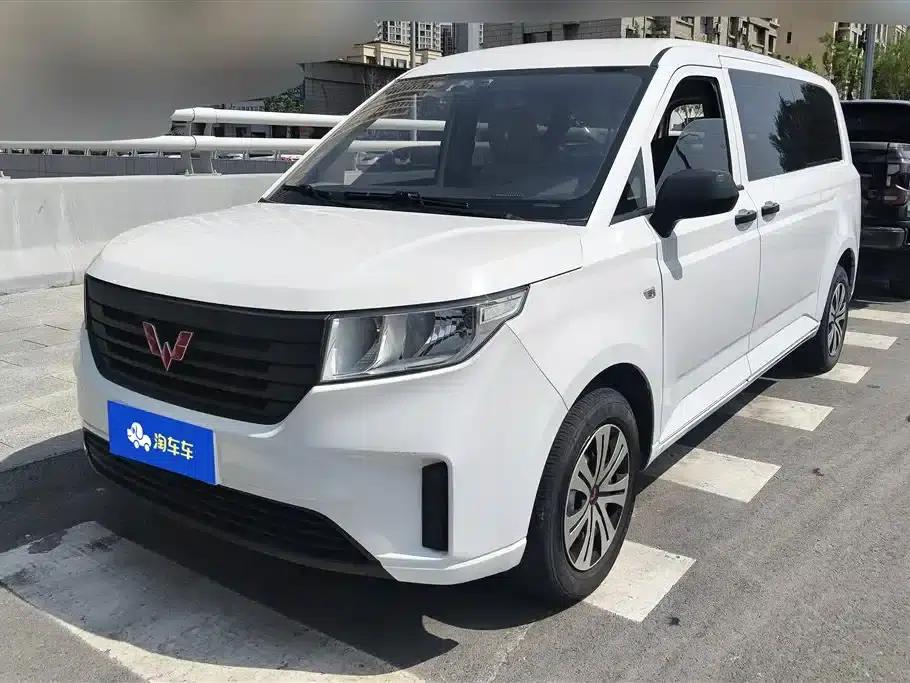 Wuling Journey 2022 2.0L Manual Entrepreneurial Model — миниатюра 1