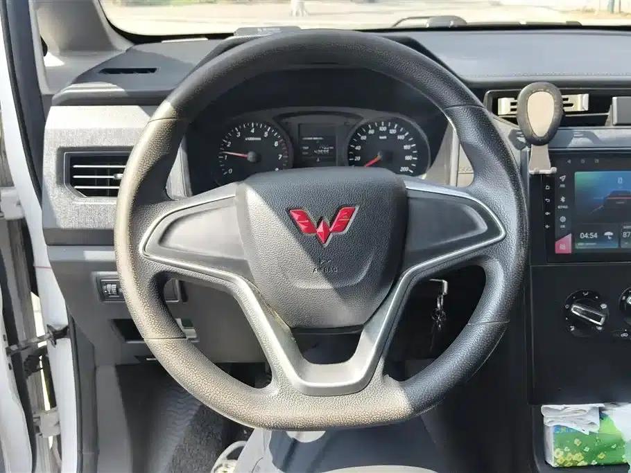 Wuling Journey 2022 2.0L Manual Entrepreneurial Model — миниатюра 15