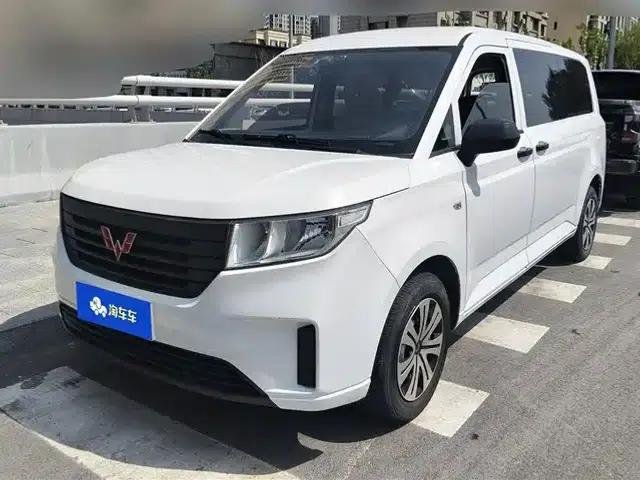 Wuling Journey 2022 2.0L Manual Entrepreneurial Model