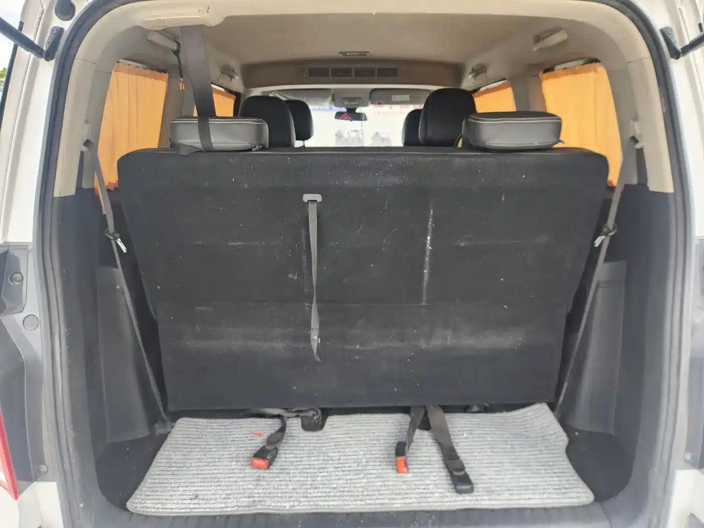 Wuling Hongguang PLUS 2019 1.5T Manual Deluxe 7-Seater — миниатюра 8