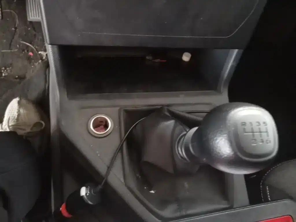 Wuling Hongguang PLUS 2020 1.5L Manual Standard 7-Seater — миниатюра 14