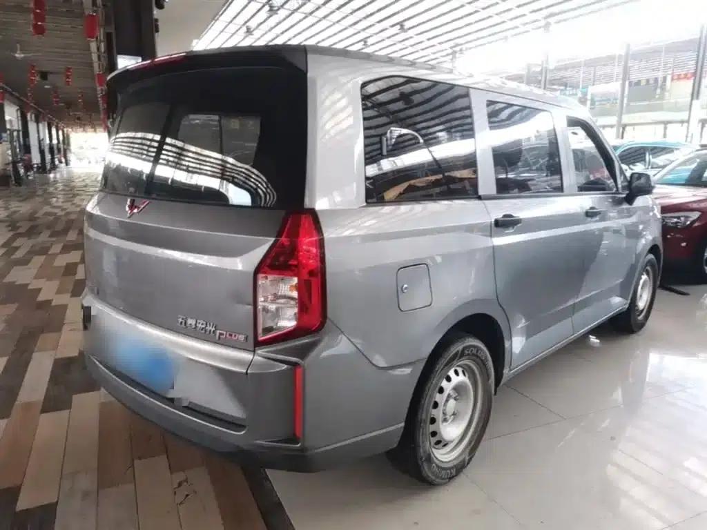 Wuling Hongguang PLUS 2020 1.5L Manual Standard 7-Seater — миниатюра 7
