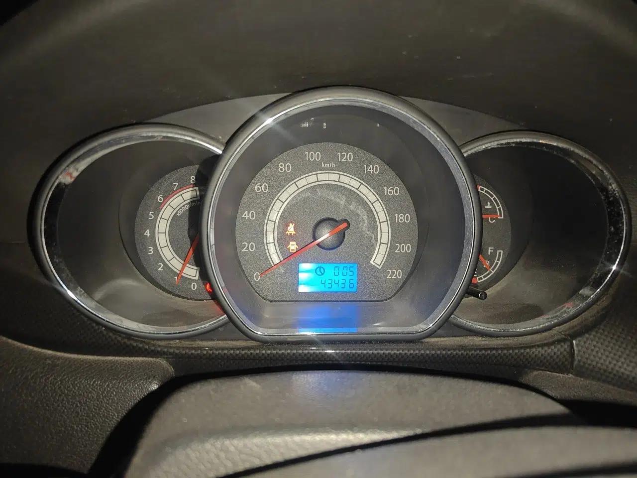 JAC Group Heyue 2012 1.5L Manual Luxury Sport Edition — миниатюра 12
