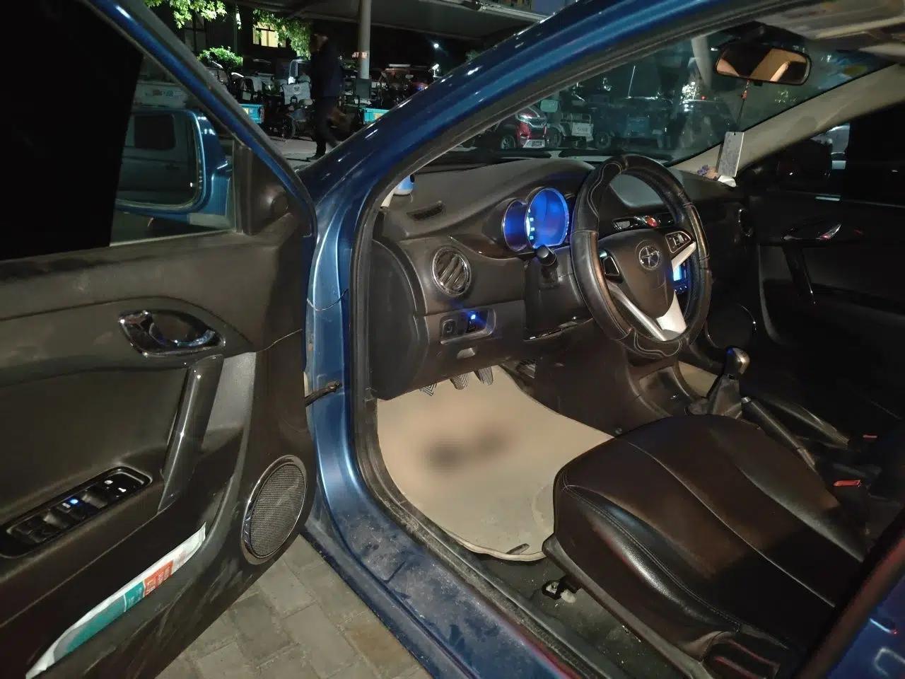 JAC Group Heyue 2012 1.5L Manual Luxury Sport Edition — миниатюра 17