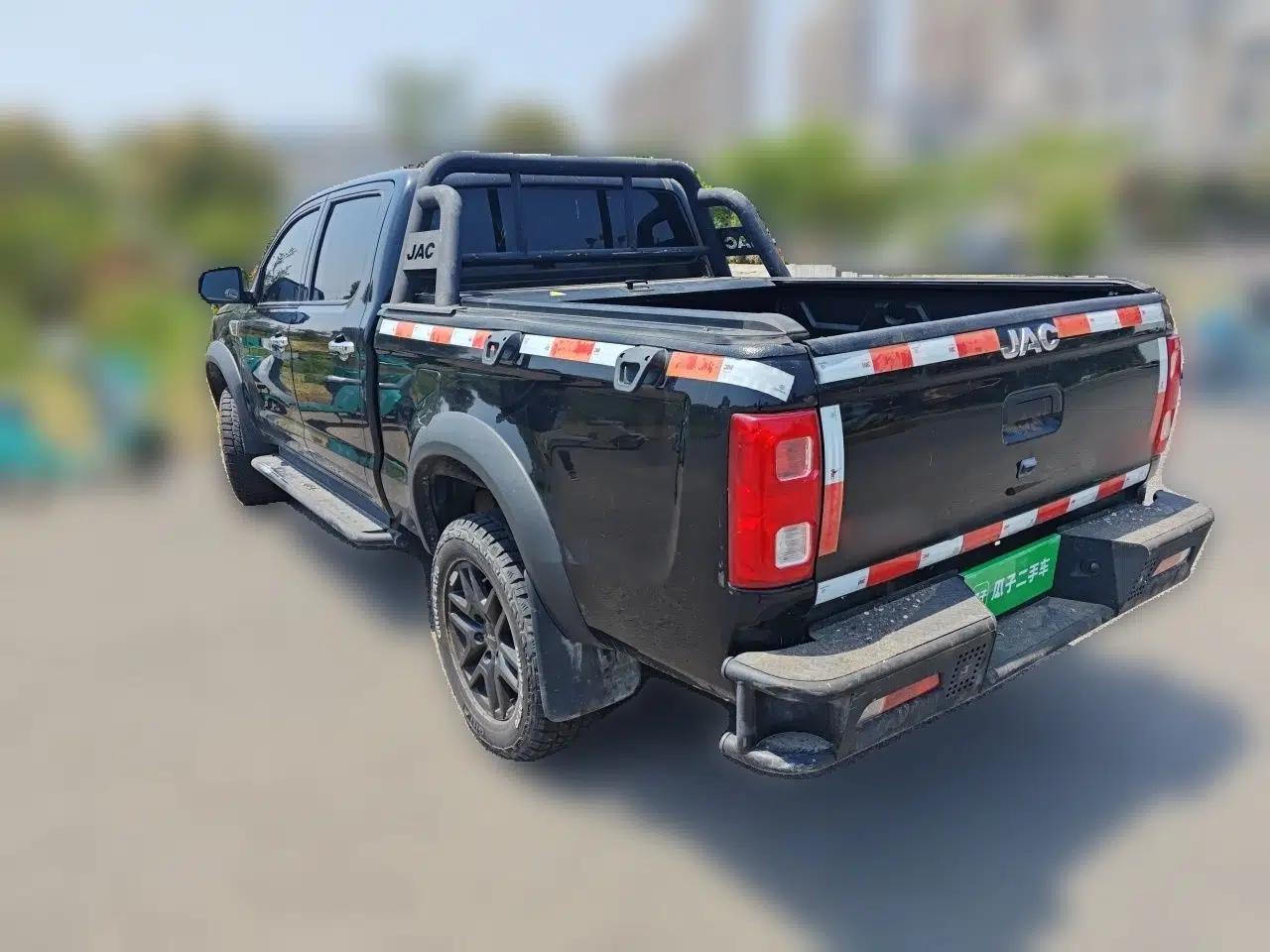 JAC Group T8 2023 2.0T PRO Automatic Diesel Two-Wheel Drive Xuerui Edition Large Double — миниатюра 4