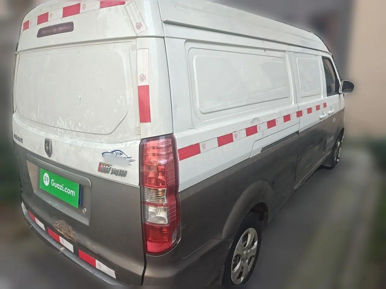 Jinbei New Hiace X30L 2018 1.5L Box Truck Wealth Edition DLCG14 — миниатюра 6