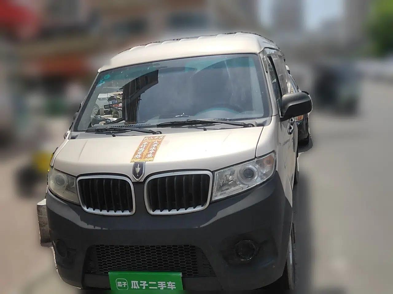 Jinbei Hiace X30 2020 1.5L Van Super-Enjoyment Model China VI Standard SWC15M — миниатюра 2