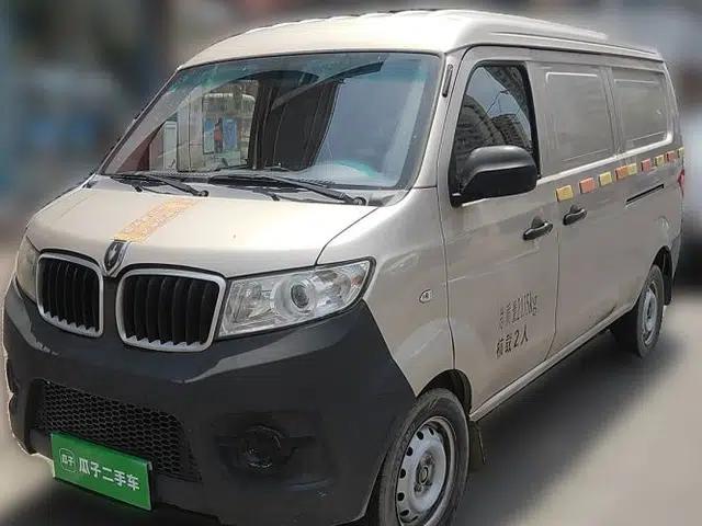 Jinbei Hiace X30 2020 1.5L Van Super-Enjoyment Model China VI Standard SWC15M