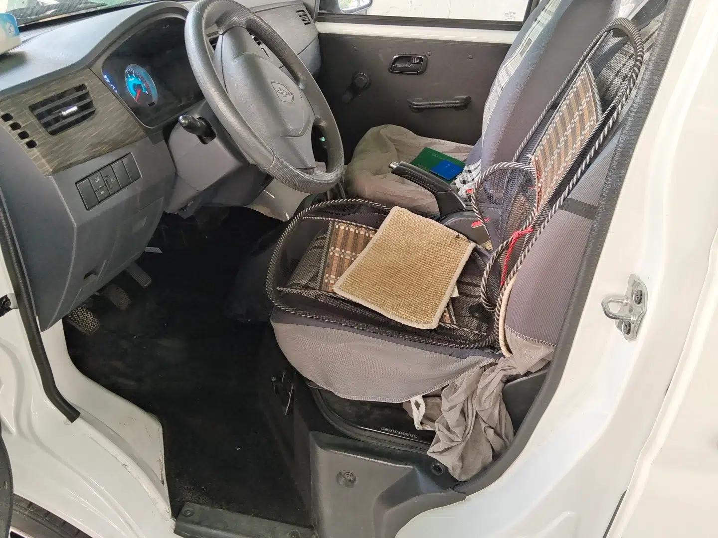 Jinbei Hiace X30 2023 1.5L Super-Comfortable Passenger Van 5/6/7-Seater Non-Air-Conditioned Version Model SWC15M — миниатюра 16
