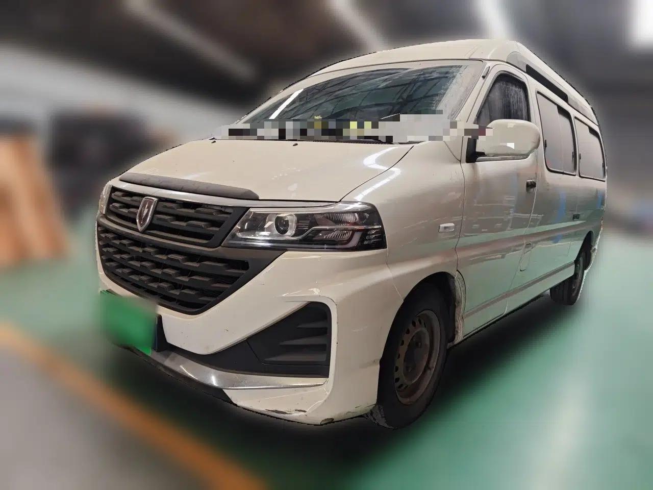 Jinbei Hiace King 2021 2.0L City Transport King Series Comfortable High-Roof 6-Seater 1TZS — миниатюра 1