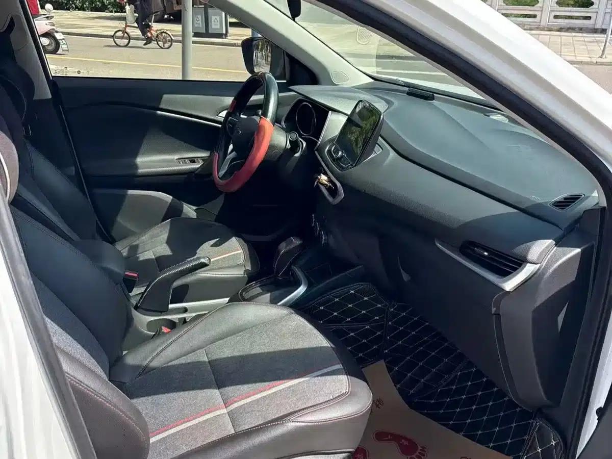 Chevrolet Trax 2019 325T Automatic Sport Edition (National VI Emission Standard) — миниатюра 10