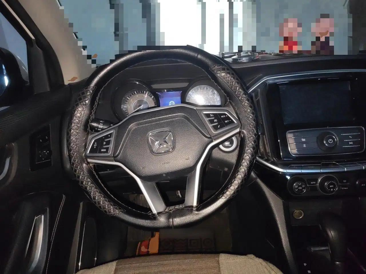 JMC Yusheng S350 2016 2.0T Automatic All-Wheel Drive Gasoline Ultra-Luxury 5-Seater — миниатюра 11
