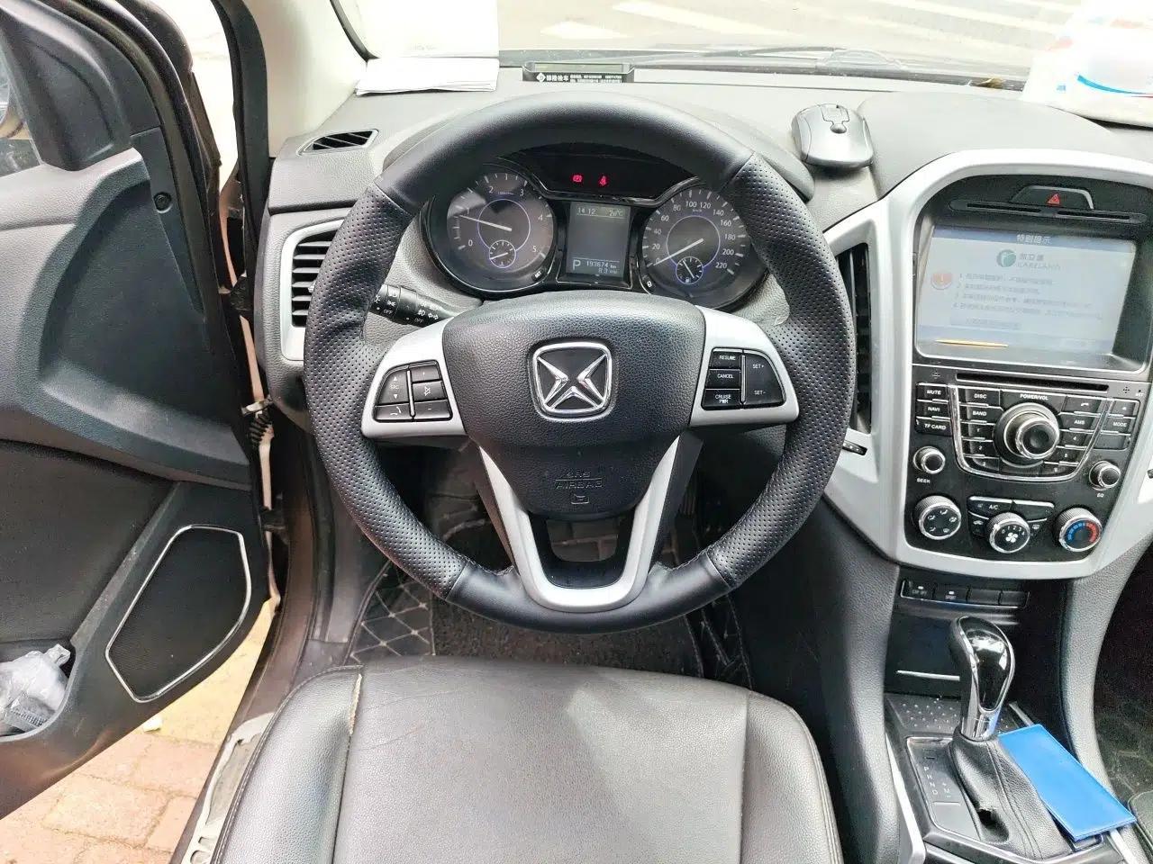 JMC Yusheng S350 2014 2.4T Automatic 2WD Diesel Luxury Version with Sunroof 5 Seats — миниатюра 11