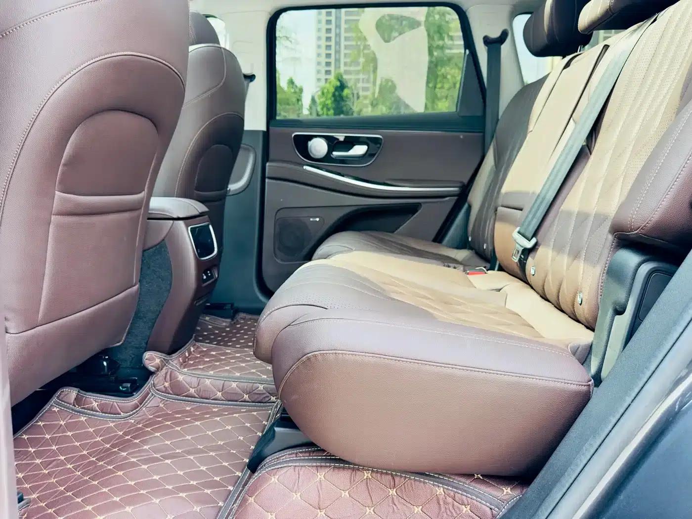 Starlight Moon 2025 400T 4WD Star Edition 7-Seater — миниатюра 8