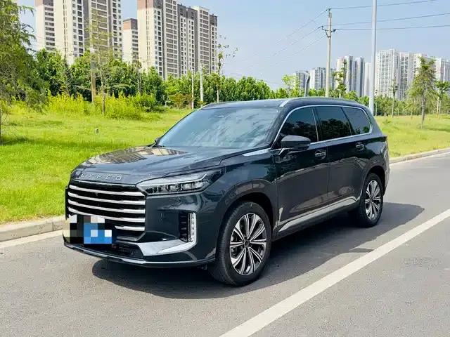 Starlight Moon 2025 400T 4WD Star Edition 7-Seater