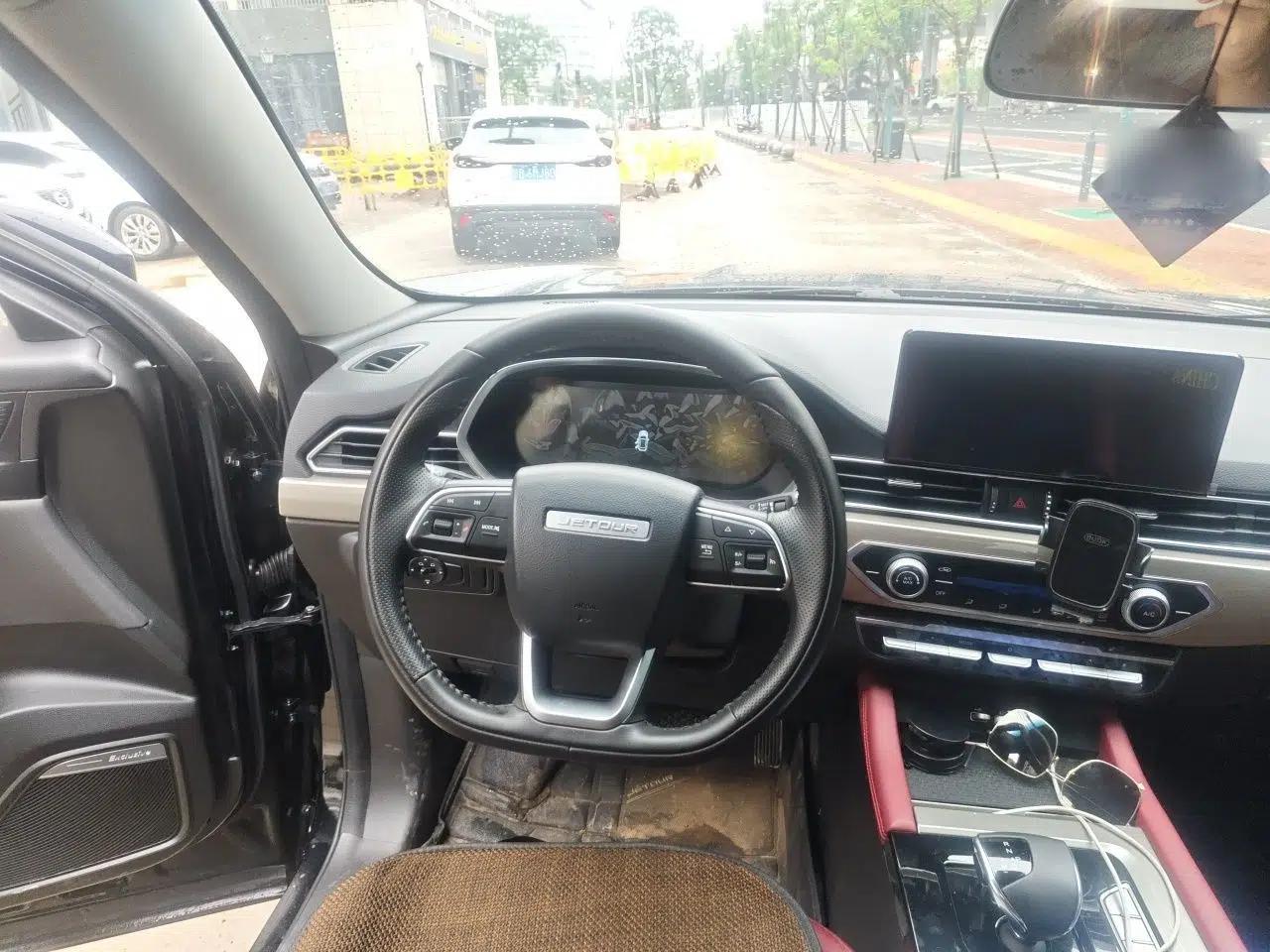 JETOUR X70 2024 1.5T DCT Glory PRO 5-Seater — миниатюра 11