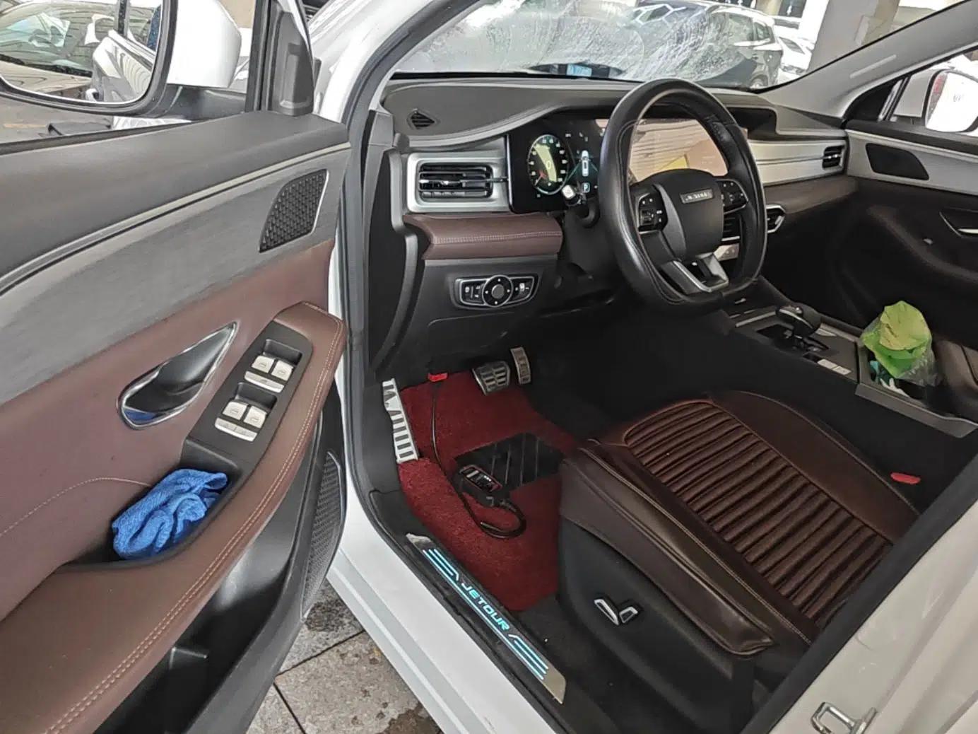 JETOUR X90 PLUS 2023 1.6TD DCT Villa 5-Seater — миниатюра 19