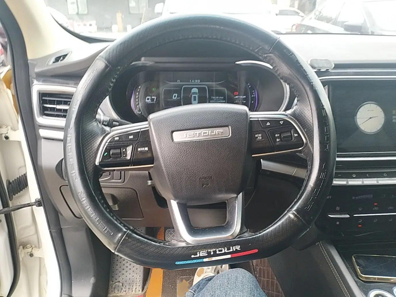 JETOUR X90 2019 1.5T Manual Enjoyment Model 7 Seats China V Emission Standard — миниатюра 14