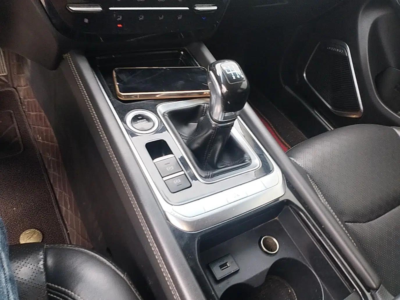 JETOUR X90 2019 1.5T Manual Enjoyment Model 7 Seats China V Emission Standard — миниатюра 17