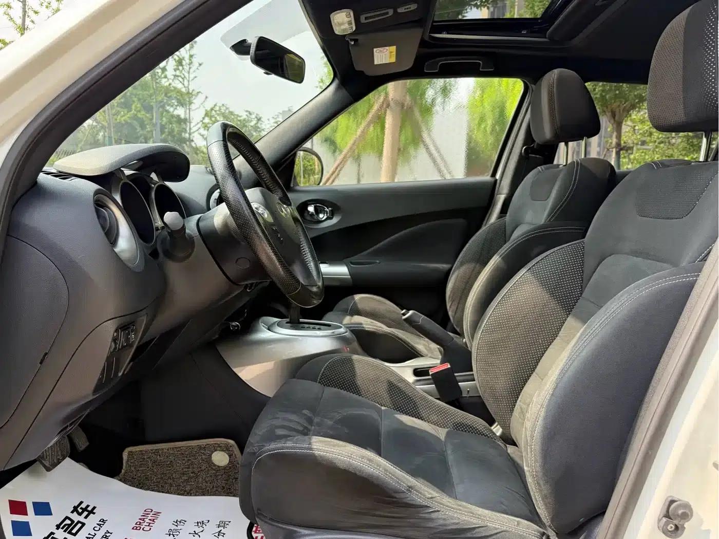 Infiniti ESQ 2014 1.6L Sporty Edition — миниатюра 6