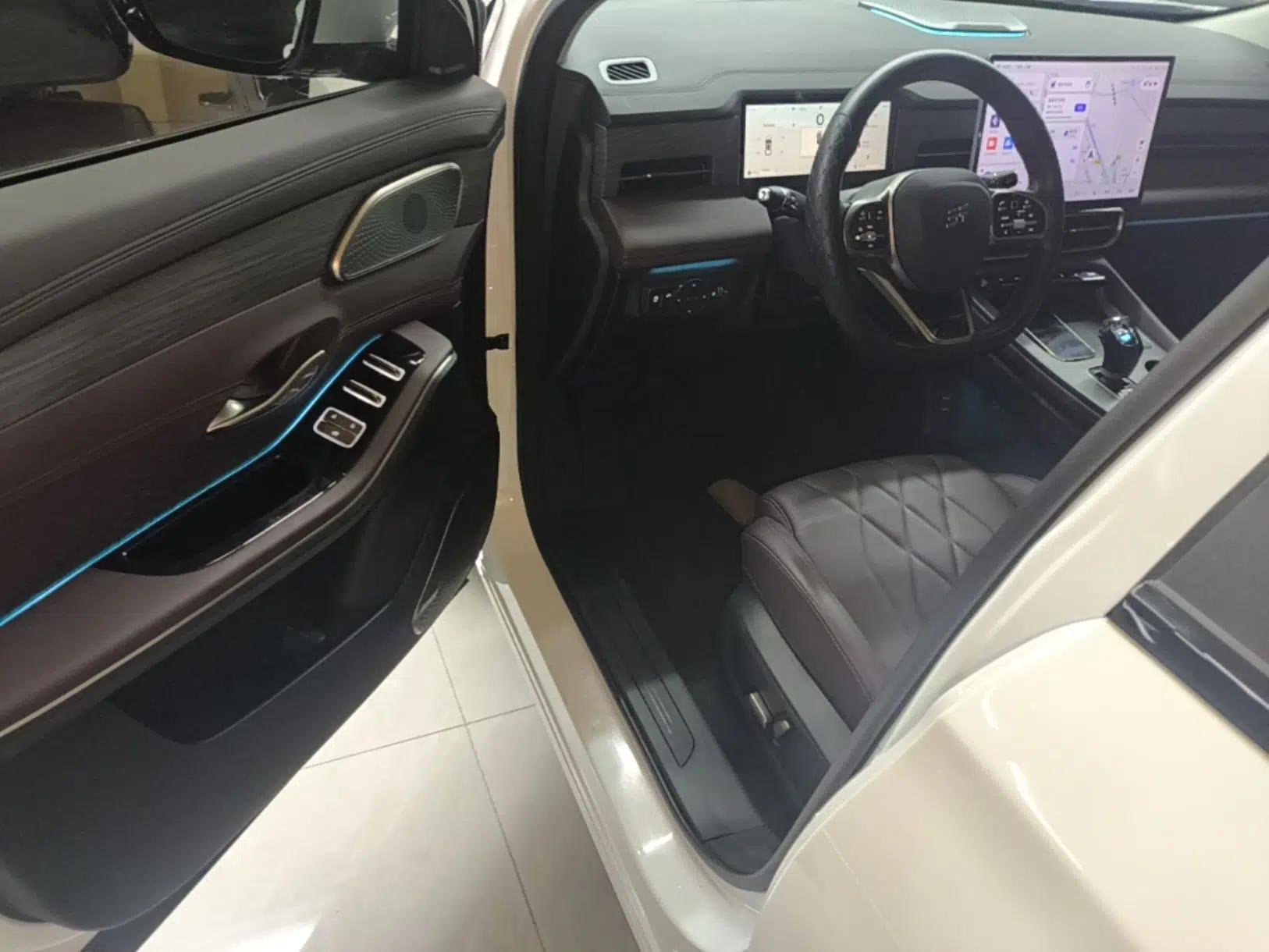 JETOUR X90 PRO 2024 2.0T DCT Ultimate 7-Seater — миниатюра 24