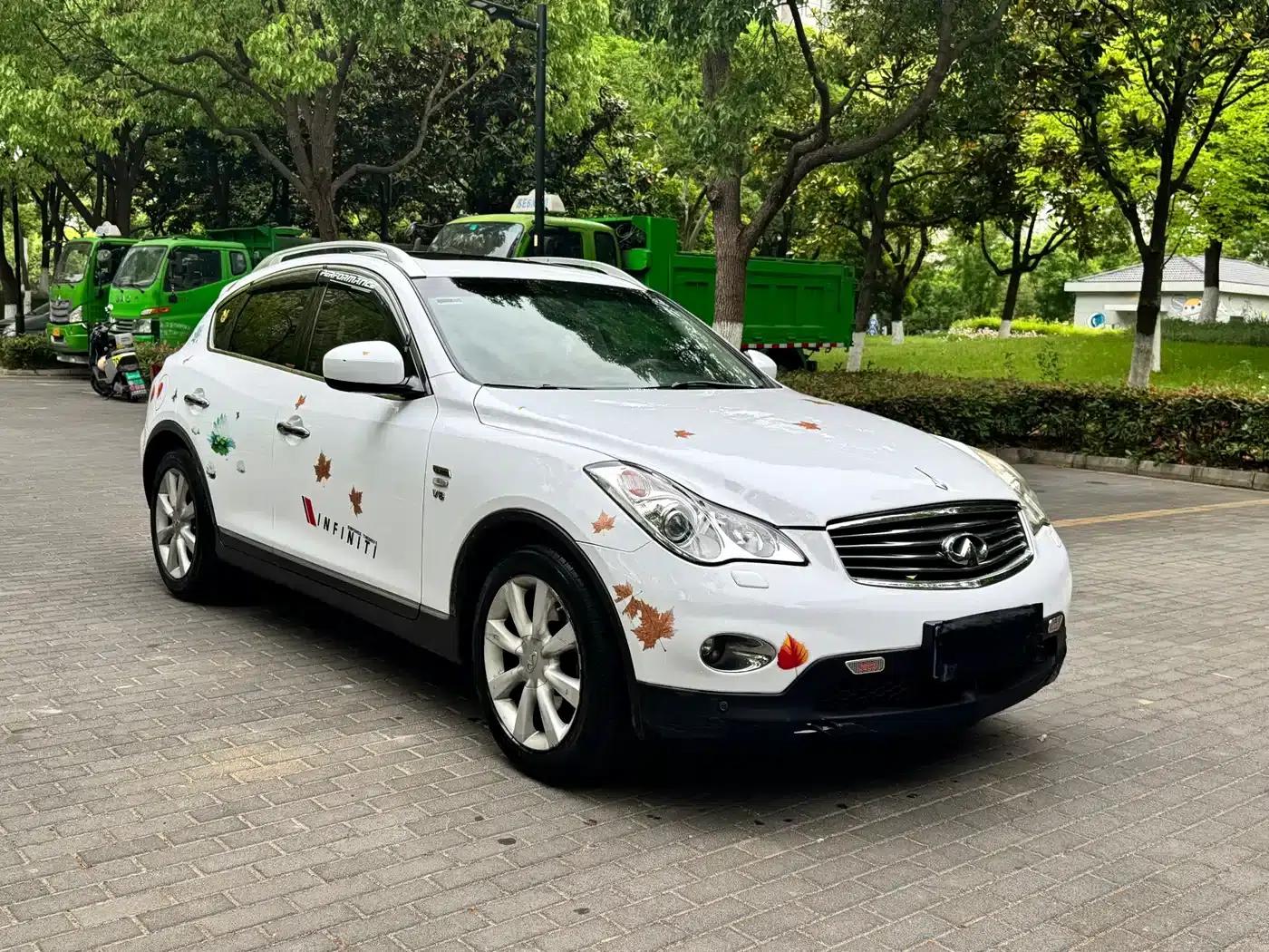 Infiniti EX 2011 EX25 Elegance Edition — миниатюра 3