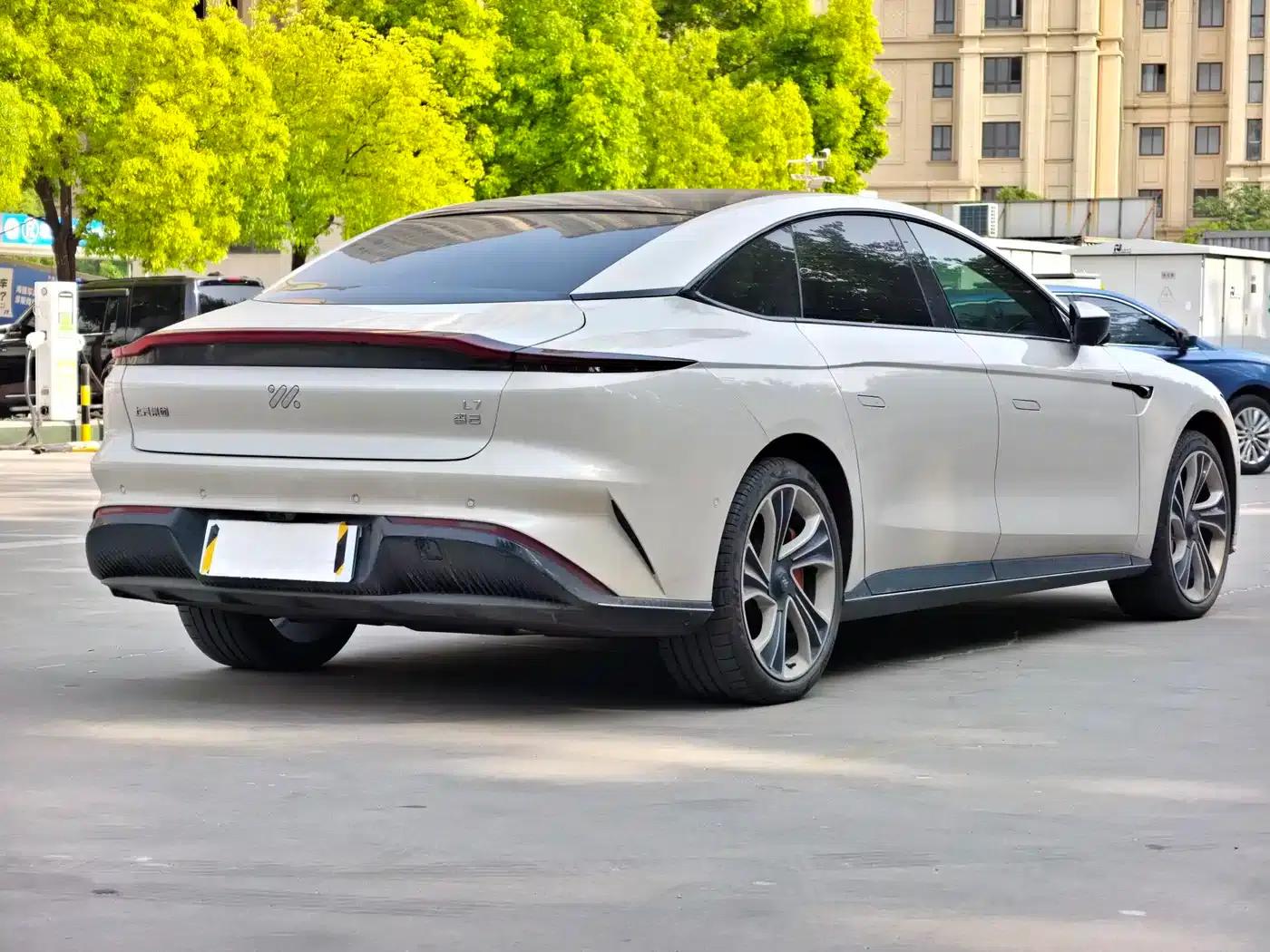 Zhiji L7 2022 Dynamic — миниатюра 4