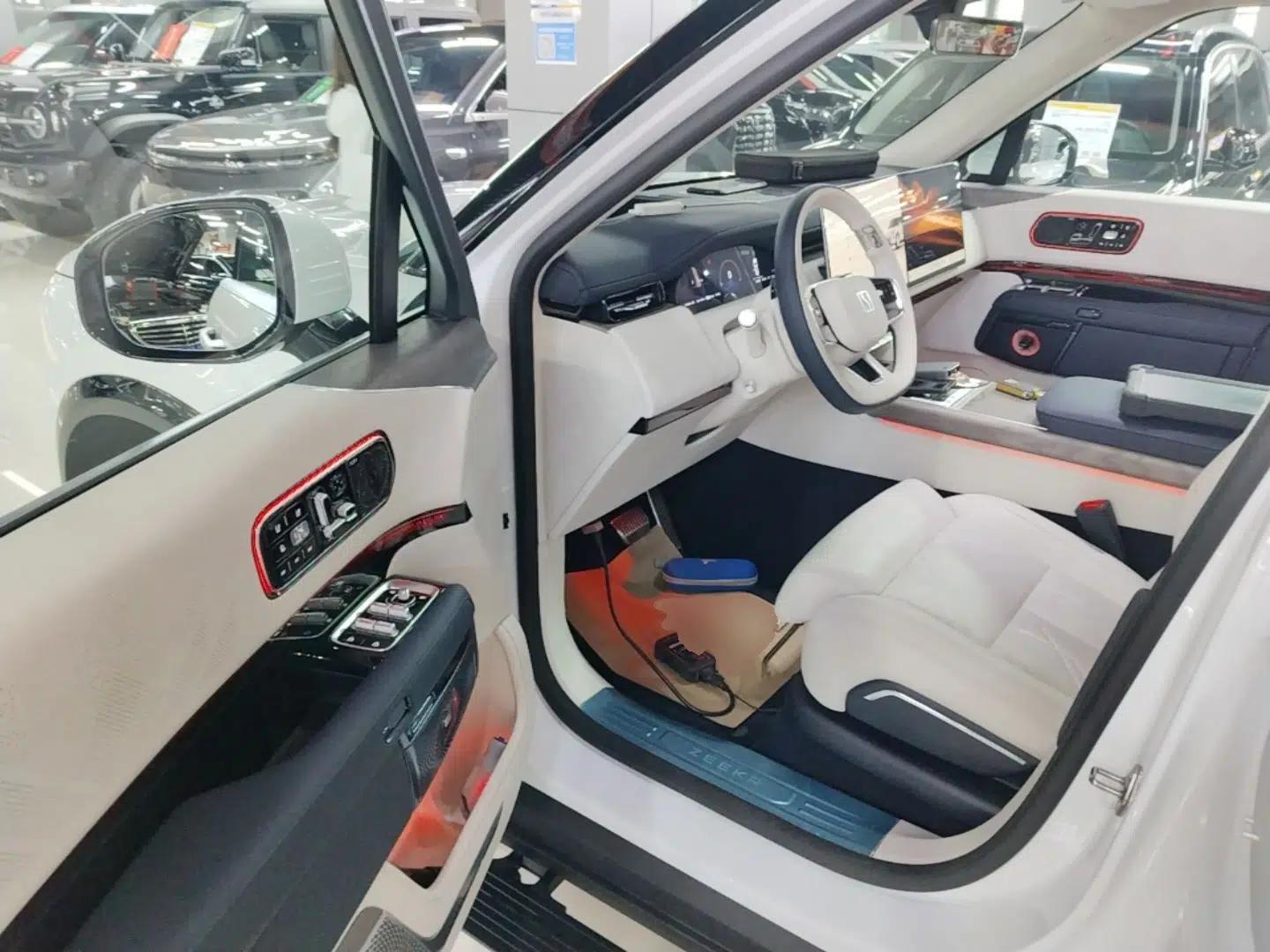 Zeekr 9X 2025 Hyper Edition — миниатюра 19