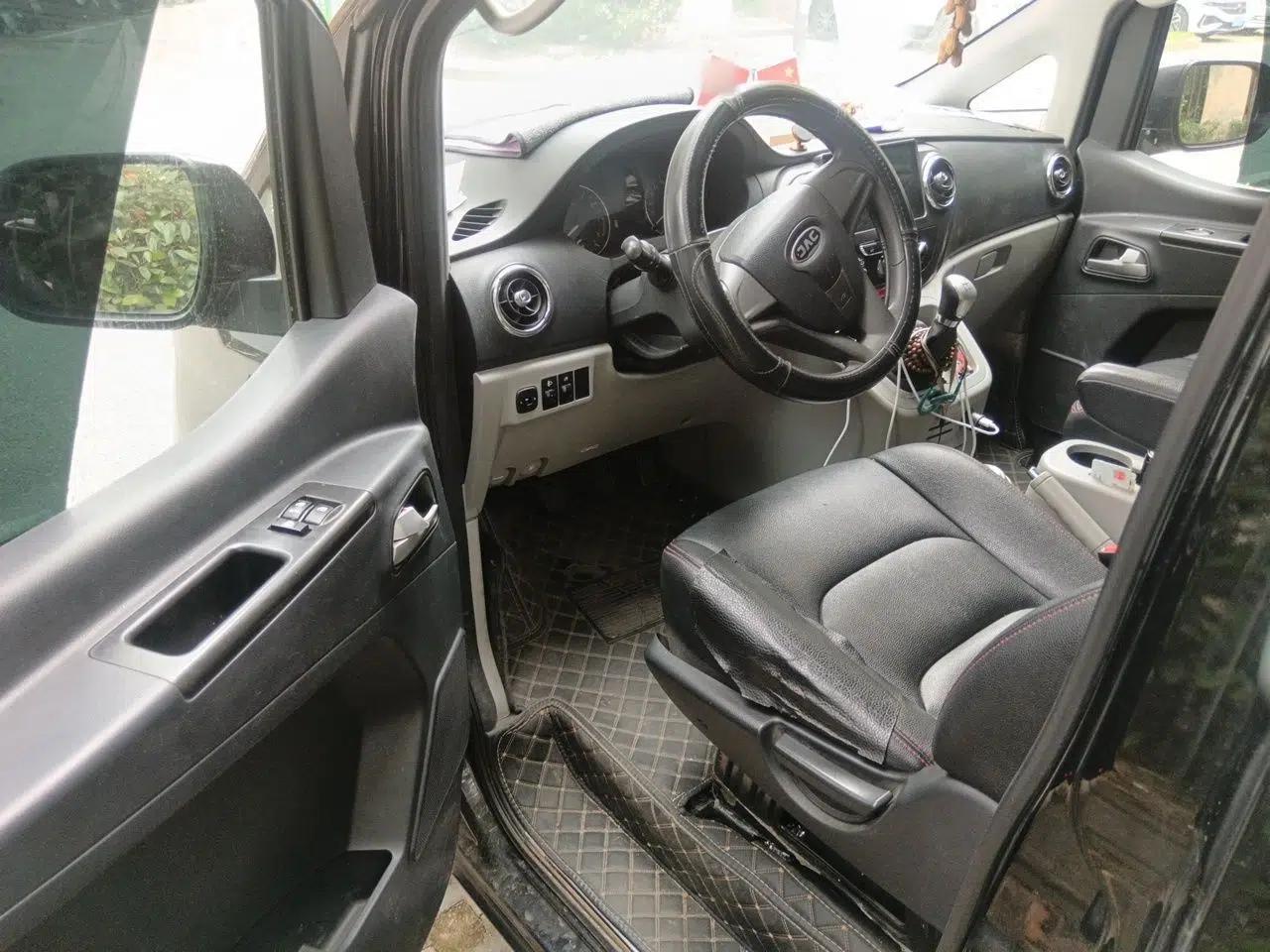 JAC Refine M3 2019 IKEA Edition 1.6L Luxury Model — миниатюра 17