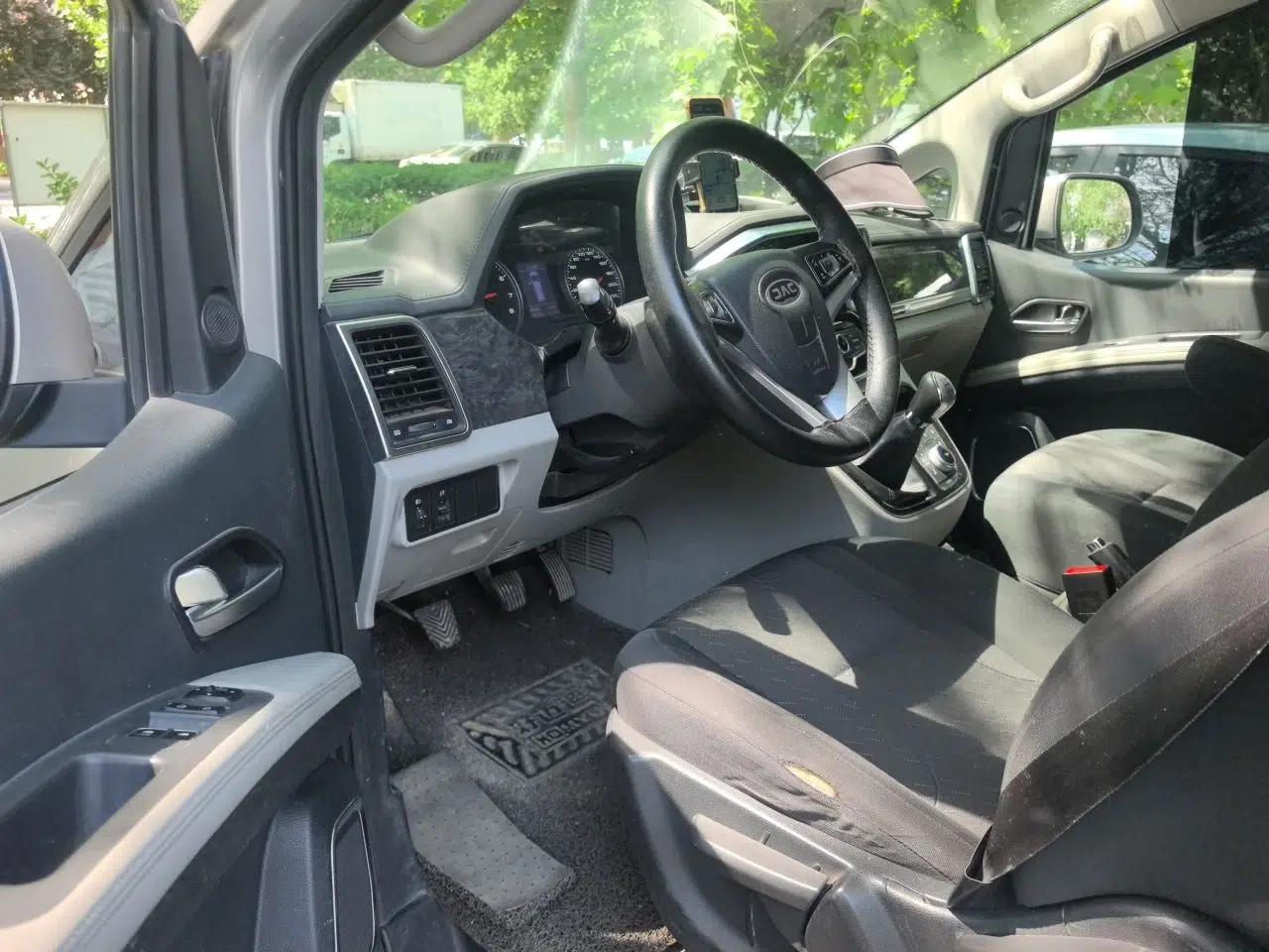 JAC Refine M4 2016 2.0L Manual Luxury Version — миниатюра 17