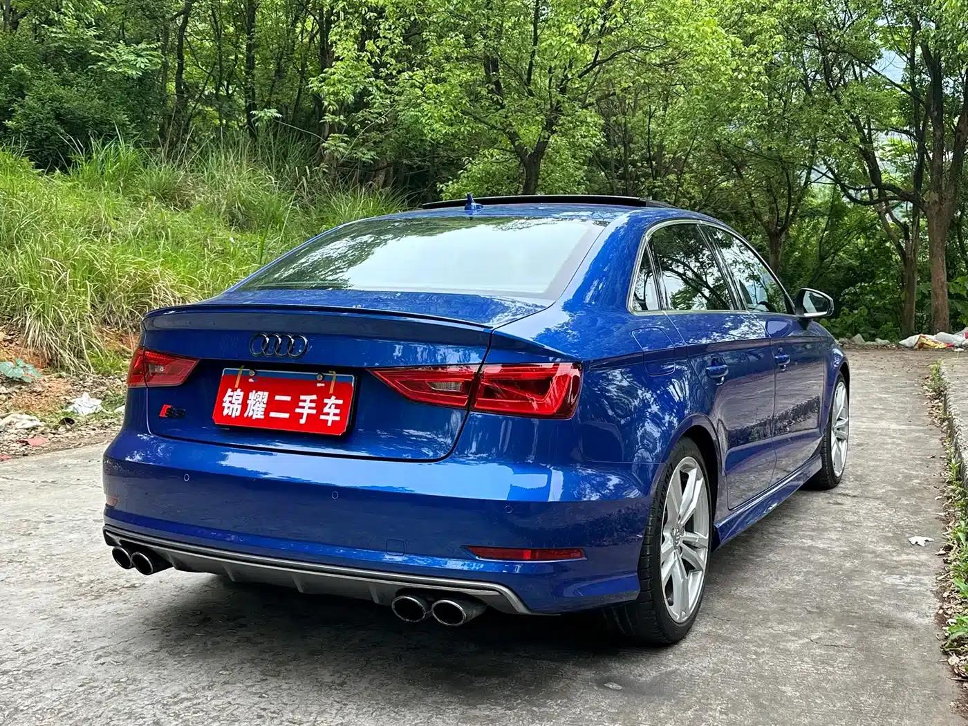 Audi S3 2015 Model S3 2.0T Limousine — миниатюра 8