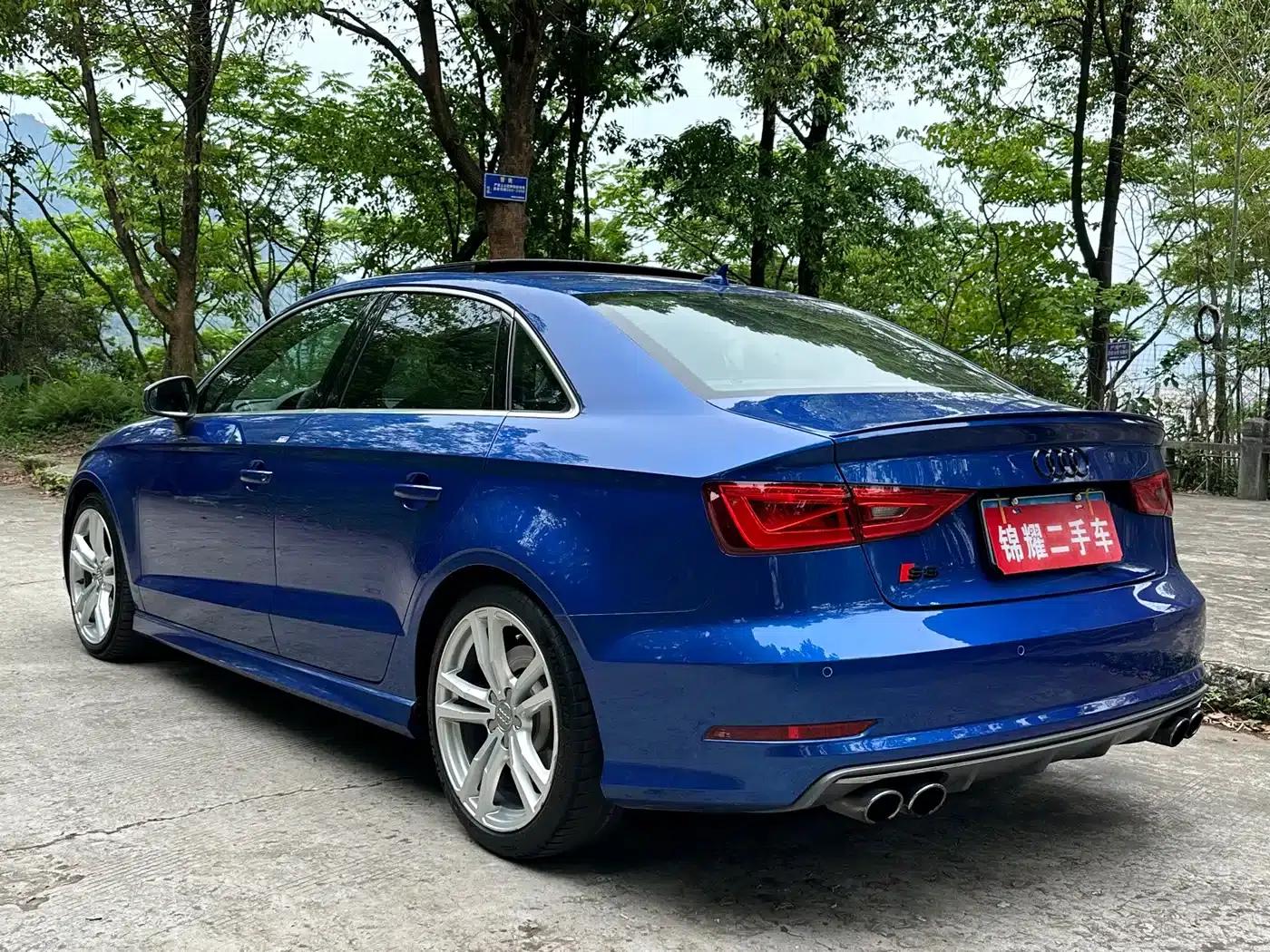 Audi S3 2015 Model S3 2.0T Limousine — миниатюра 10