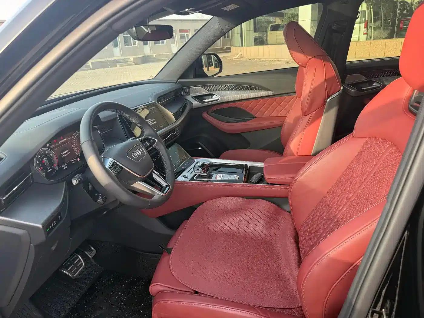Audi Q6 2024 45 TFSI quattro Black Edition 6-seater — миниатюра 6