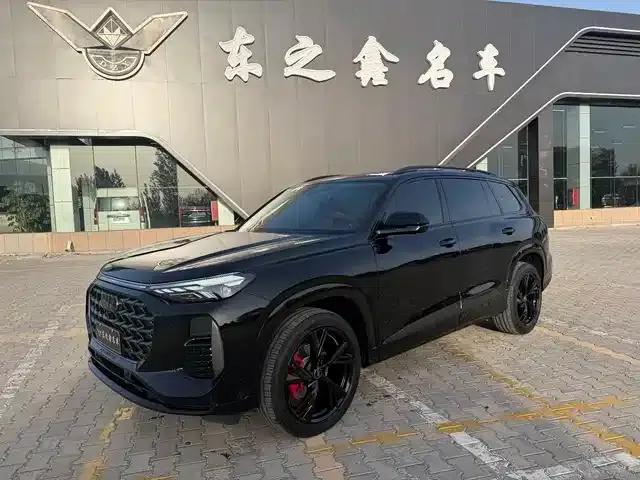 Audi Q6 2024 45 TFSI quattro Black Edition 6-seater