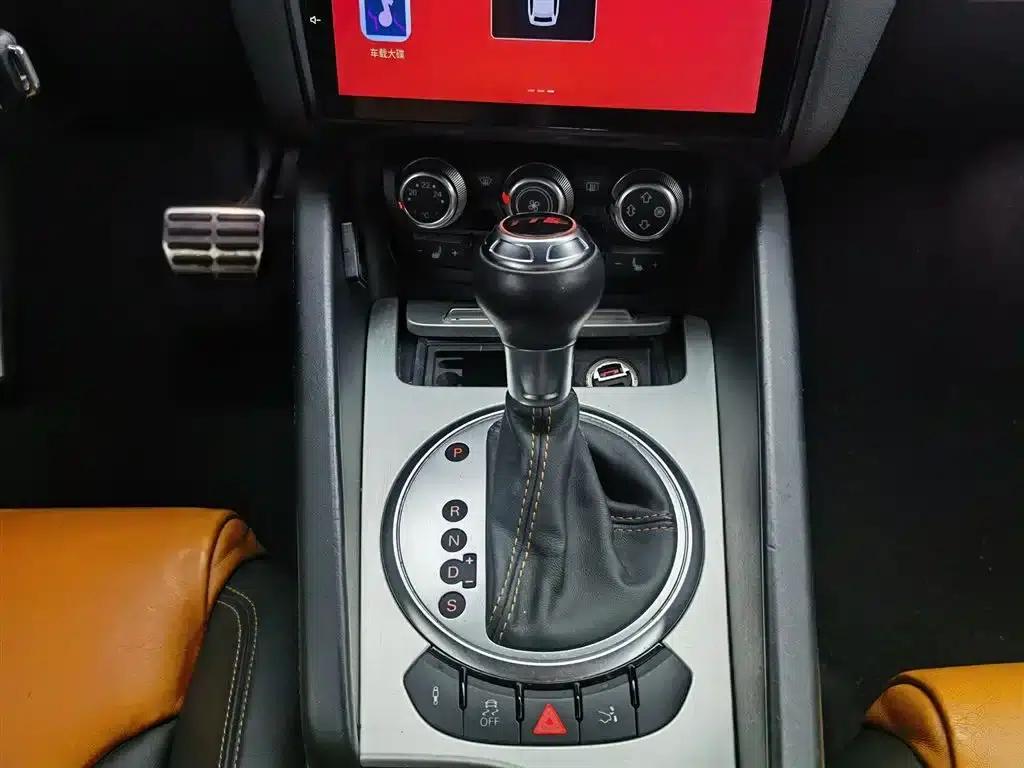 2013 Audi TTS Coupe 2.0TFSI quattro — миниатюра 13
